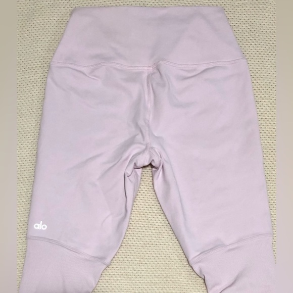 ALO Yoga Pants - Alo Yoga Goddess Leggings